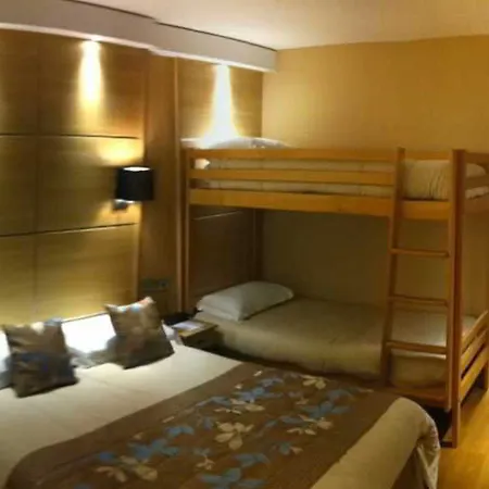 Hotel Novel Restaurant La Mamma Annecy