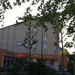 Hotel Novel Restaurant La Mamma 3*