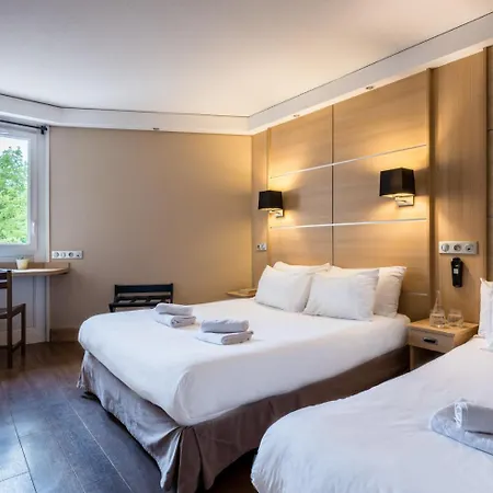 Novel Restaurant La Mamma 3* Annecy