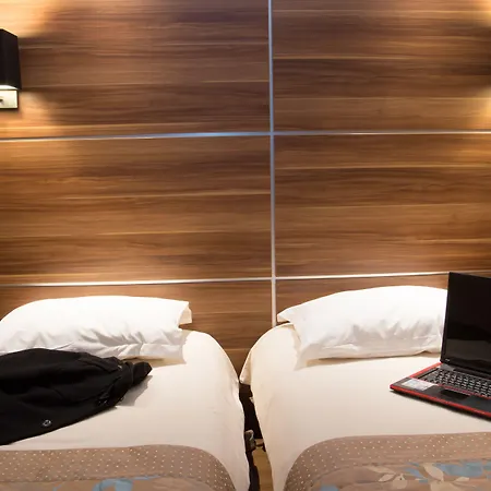 Novel Restaurant La Mamma 3*