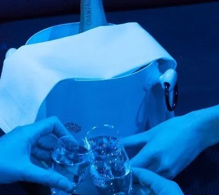 Hotell Novel Restaurant La Mamma Annecy