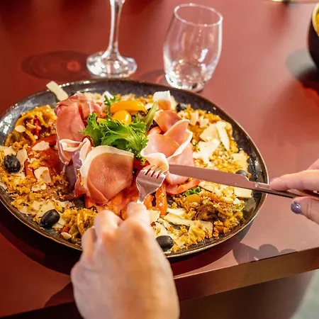 Ibis Styles Le Vieux Hotel 3*