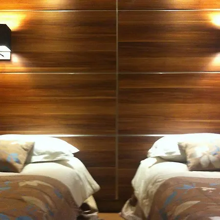 Novel Restaurant La Mamma Hotell 3*